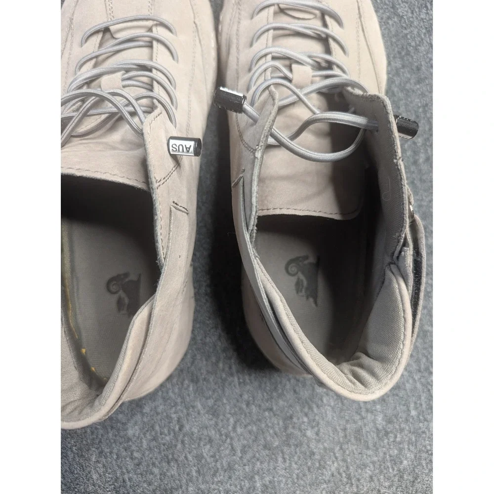 LDECK Mens High Top chukka Shoes Beige Tan Suede Sneakers Ram Logo Size 42‎